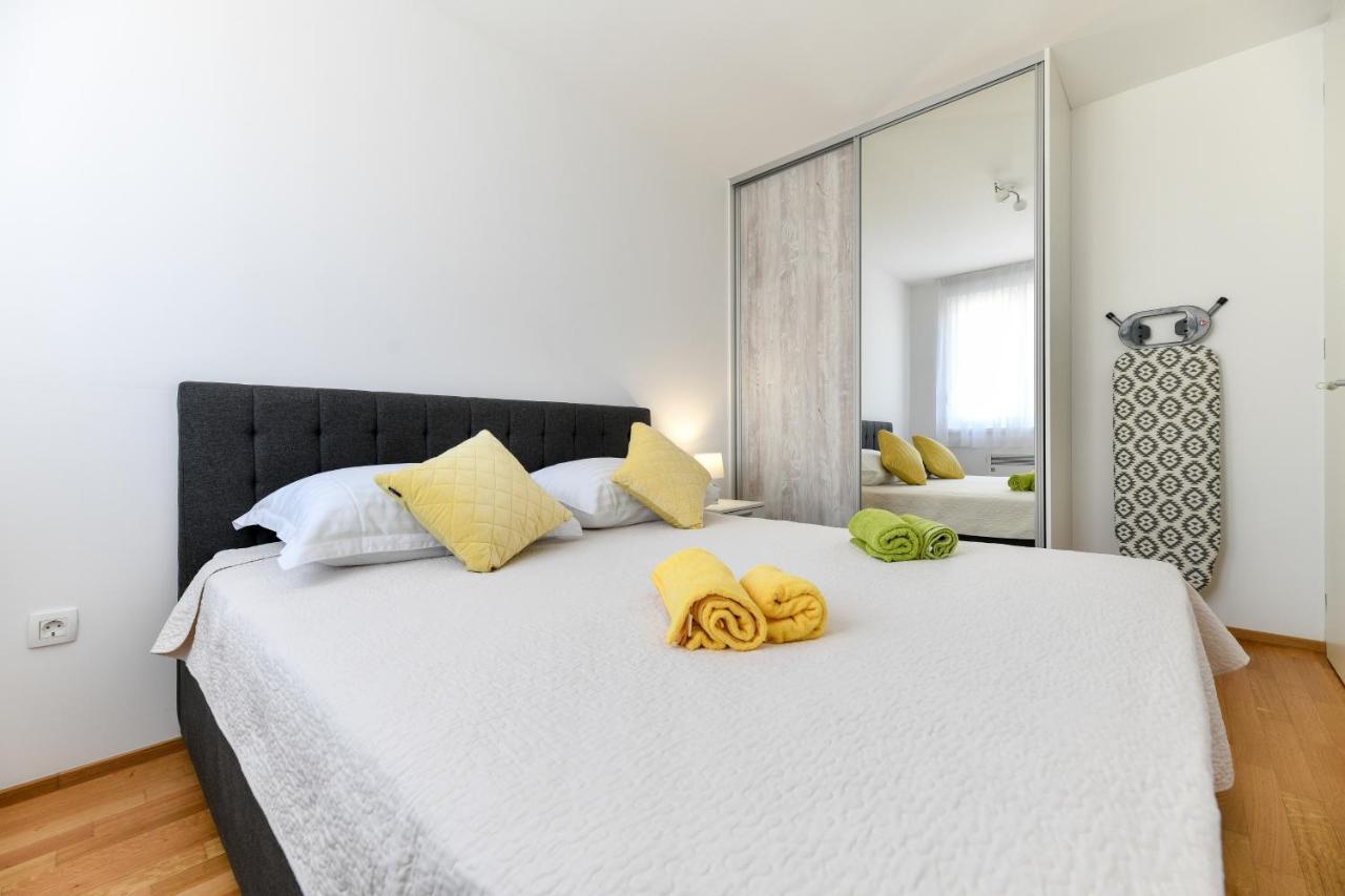 Modern Apartment For 2025' Vacation In Zadar Buitenkant foto