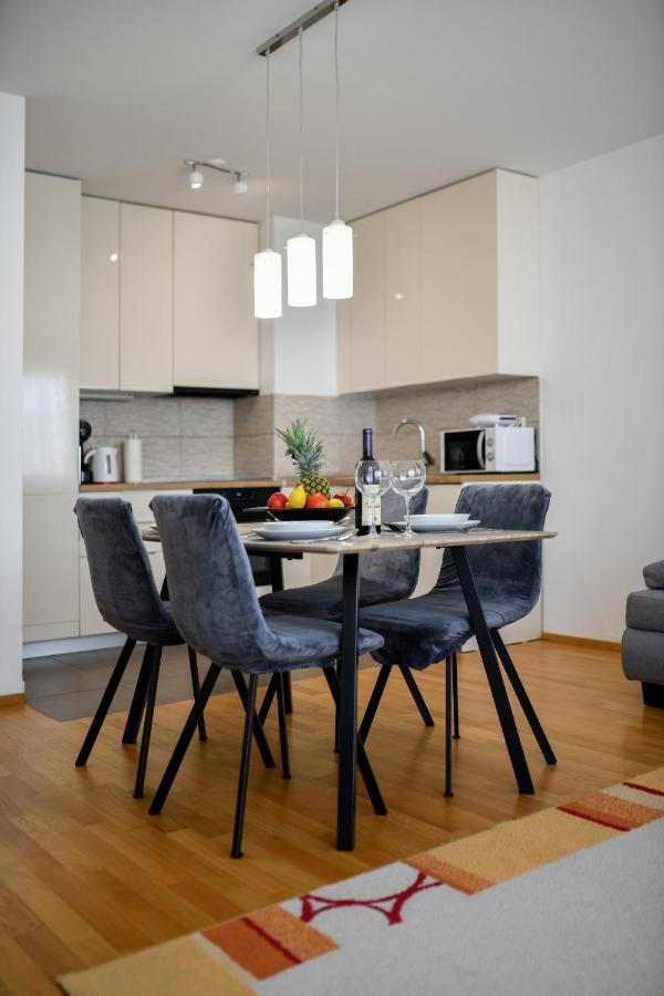 Modern Apartment For 2025' Vacation In Zadar Buitenkant foto