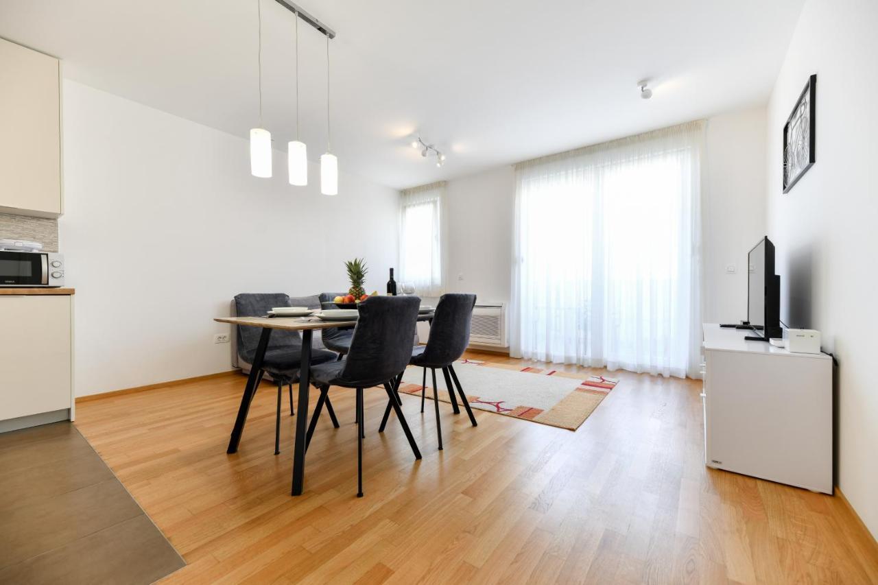 Modern Apartment For 2025' Vacation In Zadar Buitenkant foto
