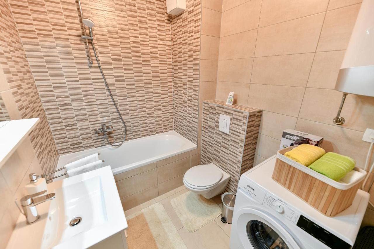 Modern Apartment For 2025' Vacation In Zadar Buitenkant foto